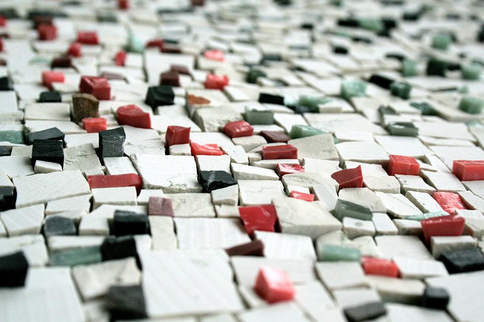 The pointillist character of the mosaic