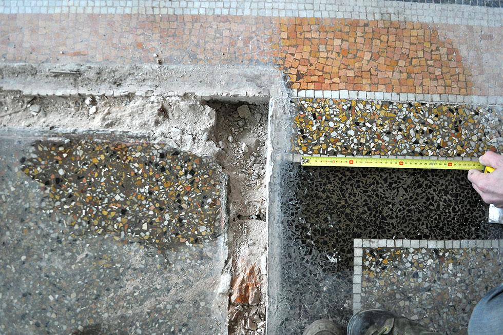 creation of a frieze for the floor in-keeping with existing style